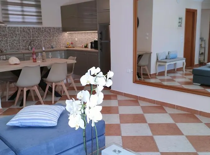 Blue Lagoon Luxury B2