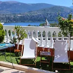 Blue Lagoon Luxury B2 * Αργοστόλι
