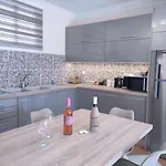 Blue Lagoon Luxury B2 *